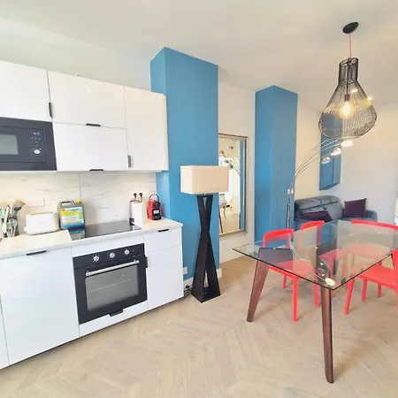 Luxury 3 Bed 2 Bath Flat Croisette Apartment *